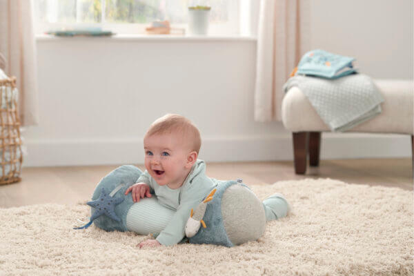 MC_WTTW Blue_Tummy Time_Hero welcome to the world under the sea tummy time roll blue