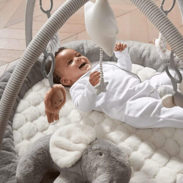 fgtfh-x welcome to the world playmat grey