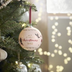 JP_Glass_Bauble__Pink_Christmas__Lifestyle_Hero