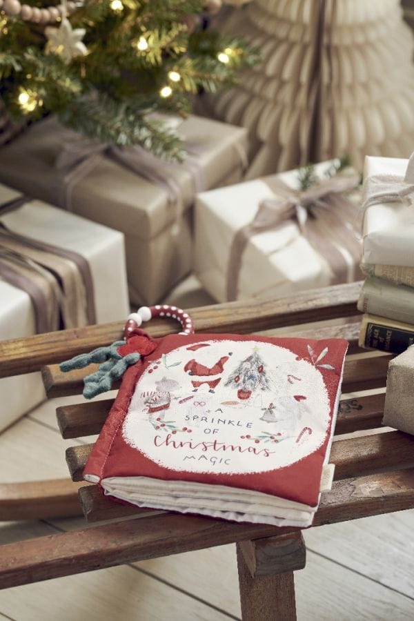 XM_Activity_Book_Red_Christmas__Lifestyle_Hero